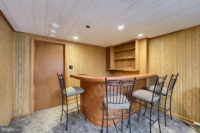 34 EAGLE LN, Reading, PA 19607