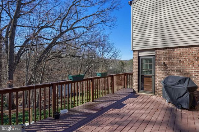 34 EAGLE LN, Reading, PA 19607