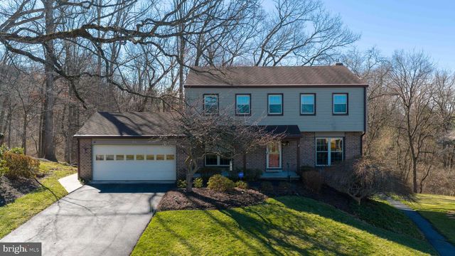 34 EAGLE LN, Reading, PA 19607
