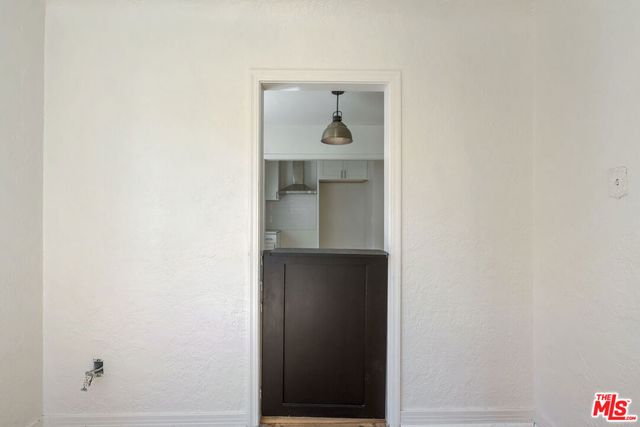 805 S Crane Avenue, Compton, CA 90221