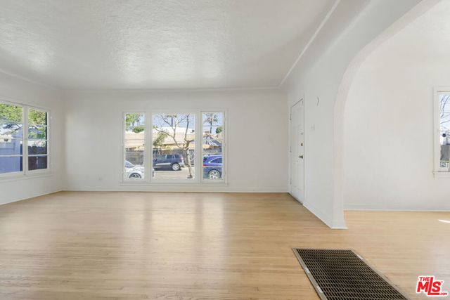 805 S Crane Avenue, Compton, CA 90221