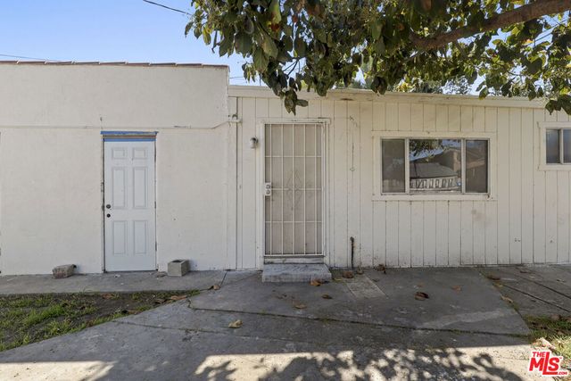 805 S Crane Avenue, Compton, CA 90221