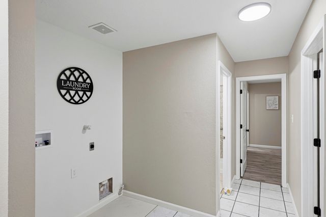 2309 Desert Springs Drive SW, Albuquerque, NM 87121