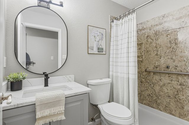 2309 Desert Springs Drive SW, Albuquerque, NM 87121