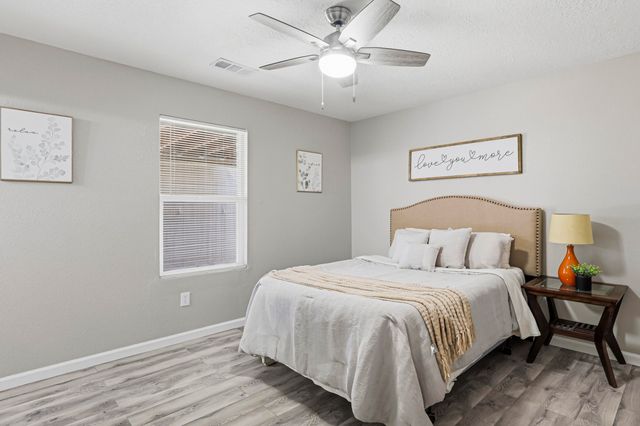 2309 Desert Springs Drive SW, Albuquerque, NM 87121