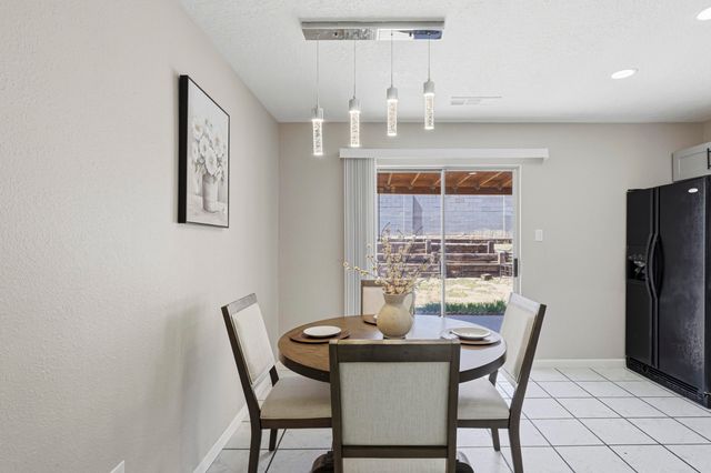 2309 Desert Springs Drive SW, Albuquerque, NM 87121