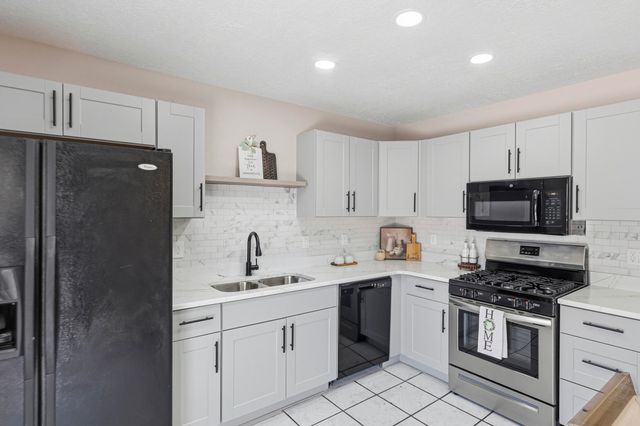 2309 Desert Springs Drive SW, Albuquerque, NM 87121