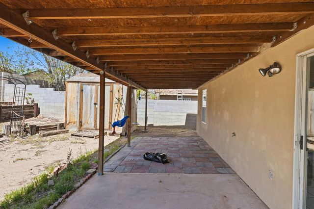 2309 Desert Springs Drive SW, Albuquerque, NM 87121