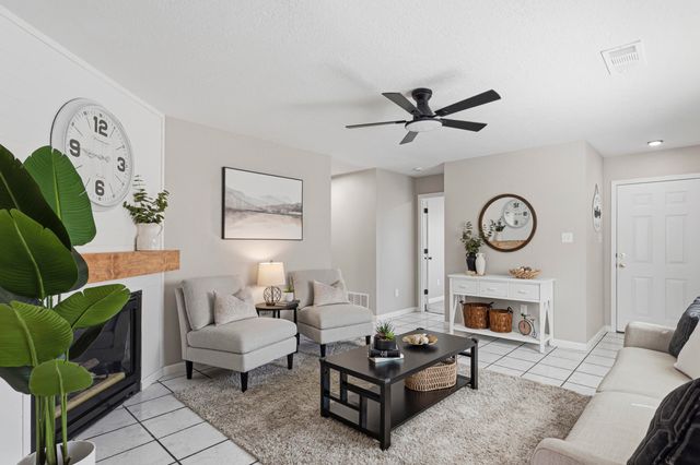 2309 Desert Springs Drive SW, Albuquerque, NM 87121