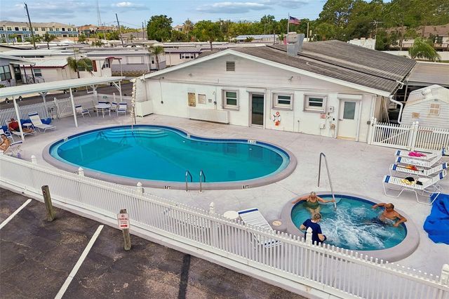 1915 SEMINOLE BOULEVARD 140, Largo, FL 33778