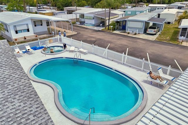 1915 SEMINOLE BOULEVARD 140, Largo, FL 33778