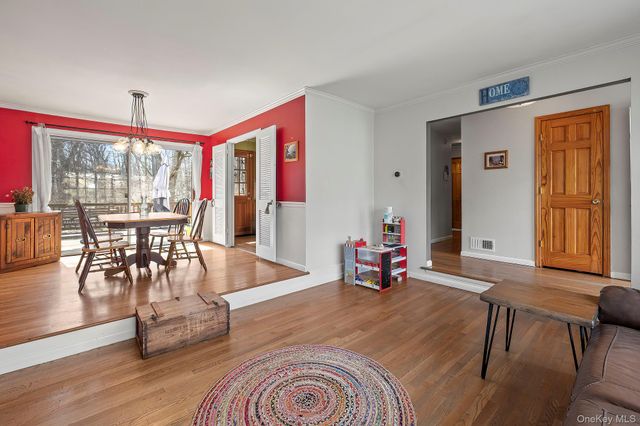 67 Duell Road, White Plains, NY 10603