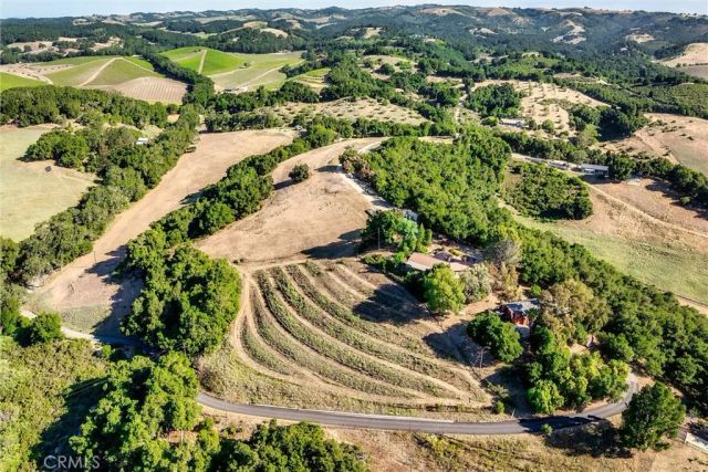 3180 Willow Creek Road, Paso Robles, CA 93446