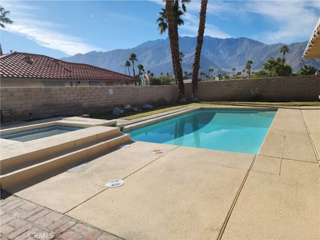 1429 E Francis, Palm Springs, CA 92262