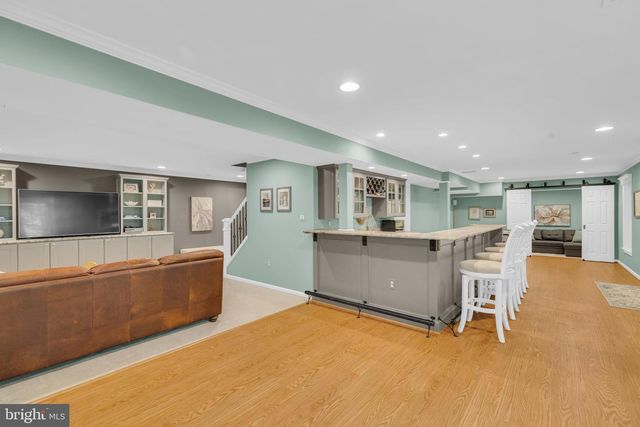 8323 ARGENT CIR, Fairfax Station, VA 22039