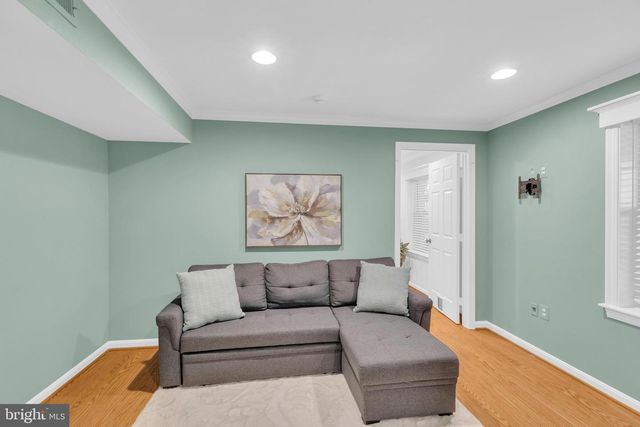 8323 ARGENT CIR, Fairfax Station, VA 22039