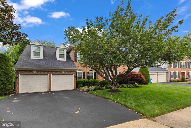 8323 ARGENT CIR, Fairfax Station, VA 22039