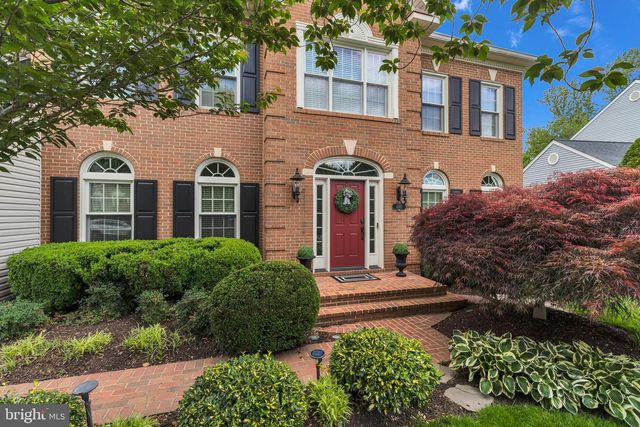 8323 ARGENT CIR, Fairfax Station, VA 22039