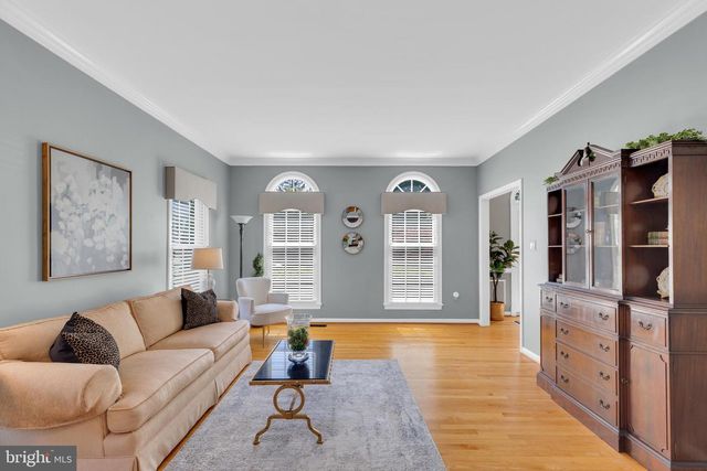 8323 ARGENT CIR, Fairfax Station, VA 22039