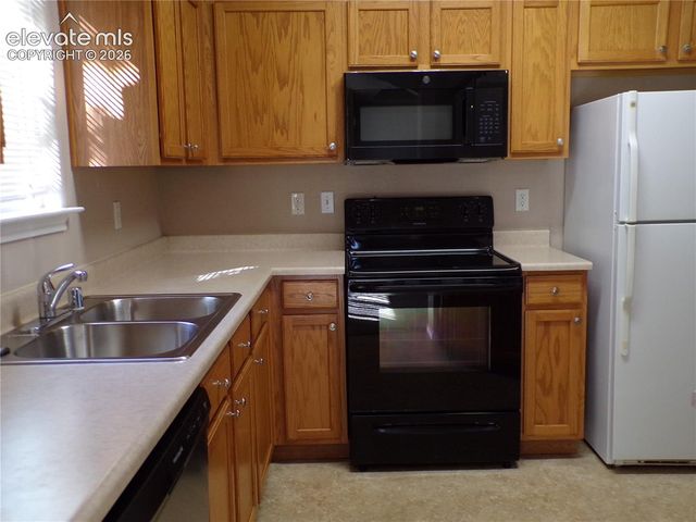 3815 Riviera Grove 101, Colorado Springs, CO 80922
