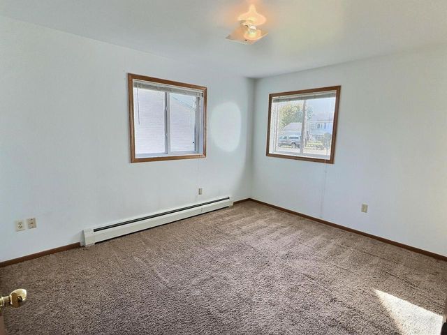 280 WINTERGREEN DRIVE, Omro, WI 54963