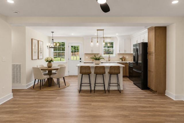 1425 Shelton AVE, Nashville, TN 37216