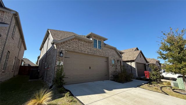 216 Haystack Drive, Van Alstyne, TX 75495