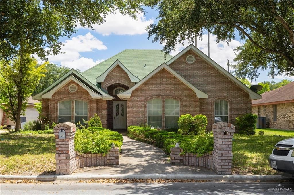 1204 E Jackson Avenue, Pharr, TX 78577