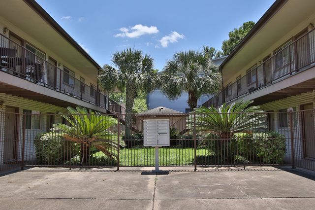 1307 Welch Street 6, Houston, TX 77006