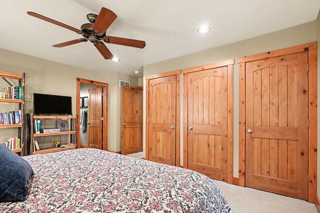 14300 Wildwood Lane, Harbert, MI 49125