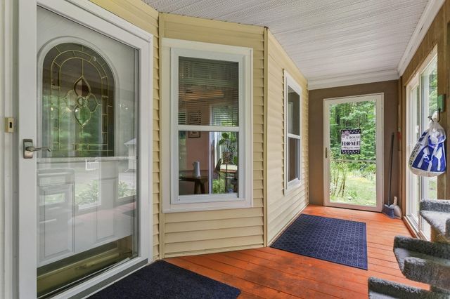 18 72nd Street, Casco Twp, MI 49090