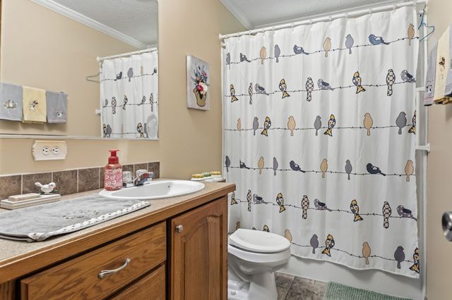 18 72nd Street, Casco Twp, MI 49090