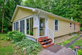 18 72nd Street, Casco Twp, MI 49090
