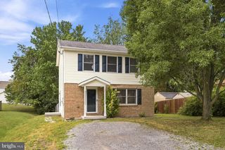 100 OAKMONT CIR, Winchester, VA 22602