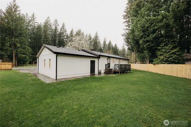 7936 Chisholm Trail, Maple Falls, WA 98266