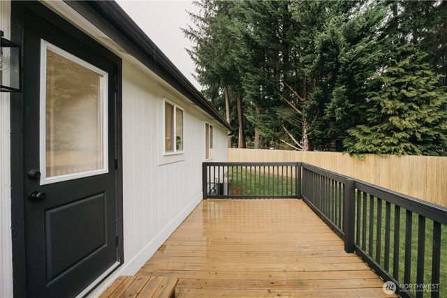 7936 Chisholm Trail, Maple Falls, WA 98266