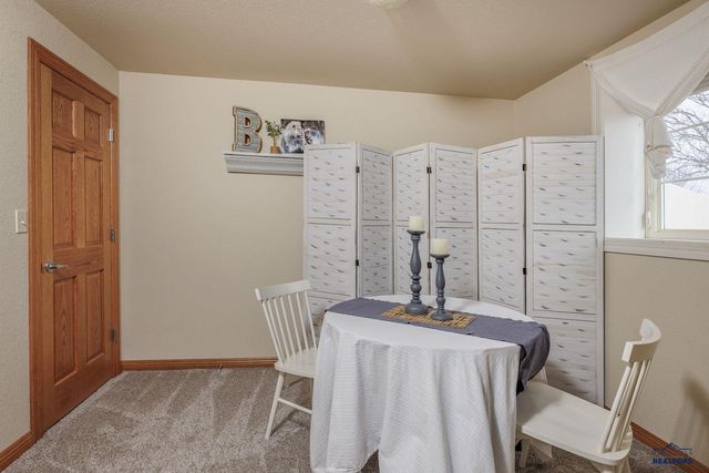 6815 MEDINAH CT, Rapid City, SD 57702