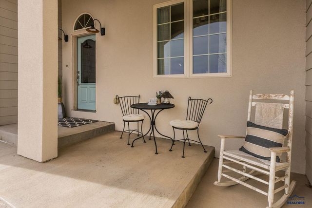 6815 MEDINAH CT, Rapid City, SD 57702