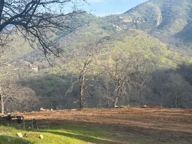 40838 Oak Ridge Drive, Three Rivers, CA 93271