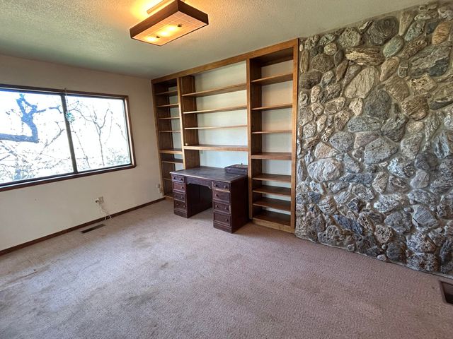 40838 Oak Ridge Drive, Three Rivers, CA 93271