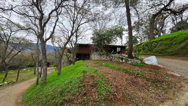 40838 Oak Ridge Drive, Three Rivers, CA 93271