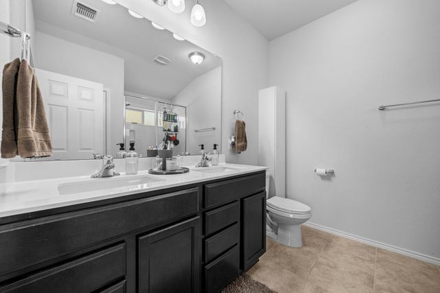 8402 Pleasant Trail DR, Temple, TX 76502