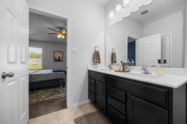 8402 Pleasant Trail DR, Temple, TX 76502