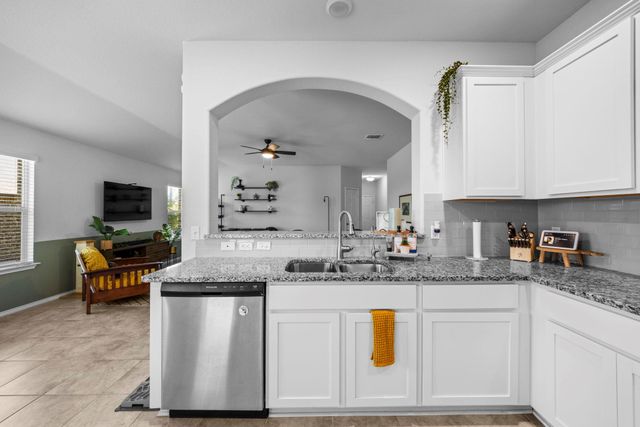 8402 Pleasant Trail DR, Temple, TX 76502