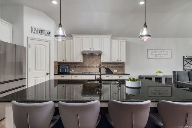 11331 Massive, Helotes, TX 78023