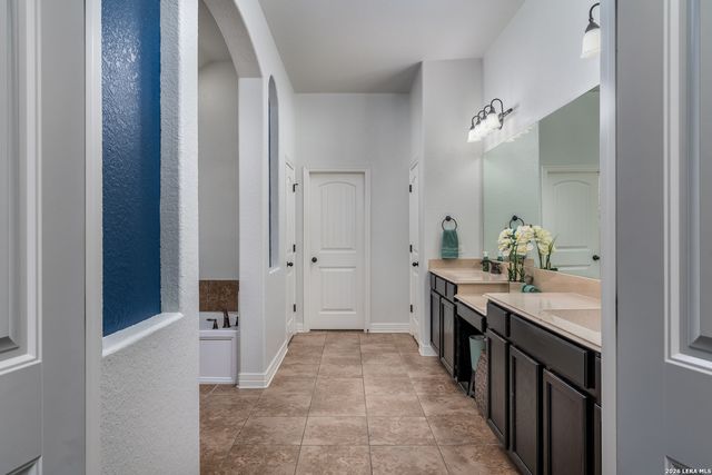 11331 Massive, Helotes, TX 78023