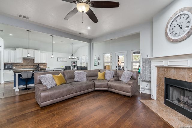 11331 Massive, Helotes, TX 78023