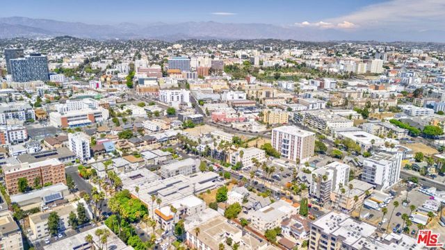 977 Arapahoe Street, Los Angeles, CA 90006
