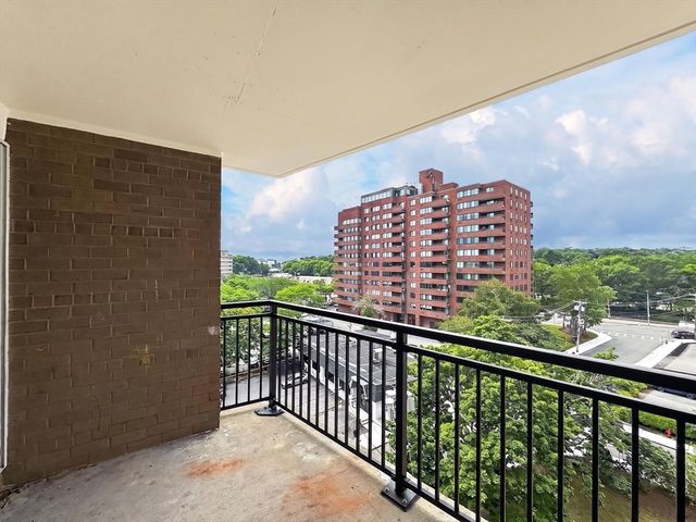 1025 Hancock St 8C, Quincy, MA 02169