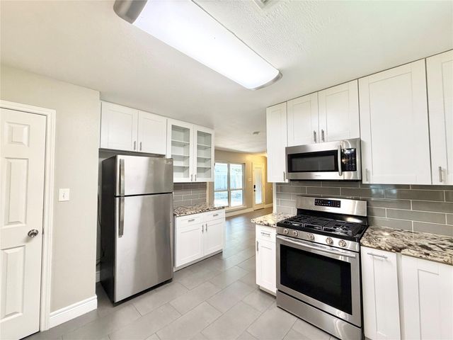15126 Turkey Creek Drive, Houston, TX 77079